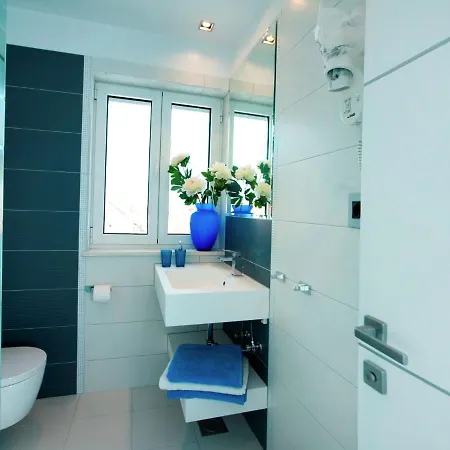 Appartement Modern With Private Pool In Split