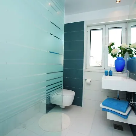 Modern With Private Pool In *