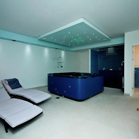 Appartement Modern With Private Pool In