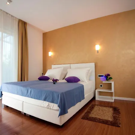 Modern With Private Pool In Split